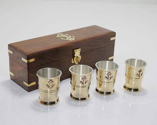 Ahşap Kutulu 4'lü Pirinç Shot Bardak Seti 4288b