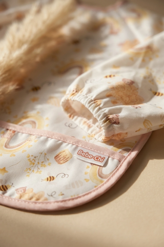Bebek Uzun Kollu Sıvı Geçirmez Mama Önlüğü - Leke Tutmaz Blw Önlüğü - Gökkuşağı Ve Arı Desenli Fonksiyonel Bebek Önlüğü 6-24 Ay