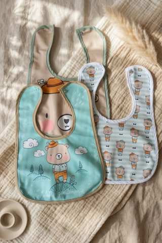 Little Gentleman Serisi 3'lü Lüks Pamuklu Bebek Mama Önlüğü - Mint Yeşili Ve Bej Ayıcık Desenli Sıvı Geçirmez Ayarlanabilir Çıtçıtlı Set 0-12 Ay