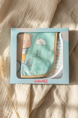Little Gentleman Serisi 3'lü Lüks Pamuklu Bebek Mama Önlüğü - Mint Yeşili Ve Bej Ayıcık Desenli Sıvı Geçirmez Ayarlanabilir Çıtçıtlı Set 0-12 Ay