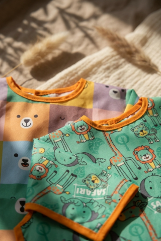 Mamino Safari Ve Ayıcık Desenli 2'li Set - Uzun Kollu Sıvı Geçirmez Leke Tutmaz Bebek Mama Ve Etkinlik Önlüğü