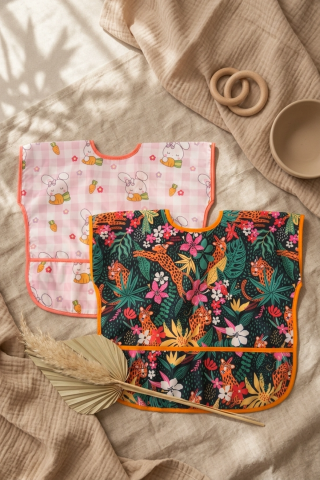Premium Sıvı Geçirmez Cepli Bebek Mama Önlüğü Seti 6-24 Ay - Leke Tutmaz Silinebilir Blw Beslenme Önlüğü (tavşanlı & Safari Desenli)