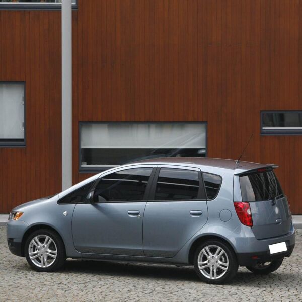 Mitsubishi Colt ile uyumlu arka cam silecek süpürgesi 2009-2013