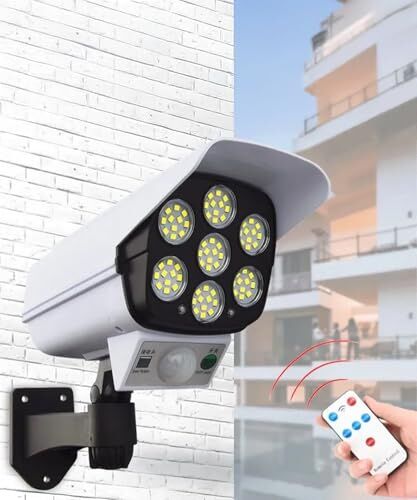 Kamera Görünümlü, Hareket Sensörlü, Uzaktan Kumandalı Solar Bahçe Lambası, Su Geçirmez